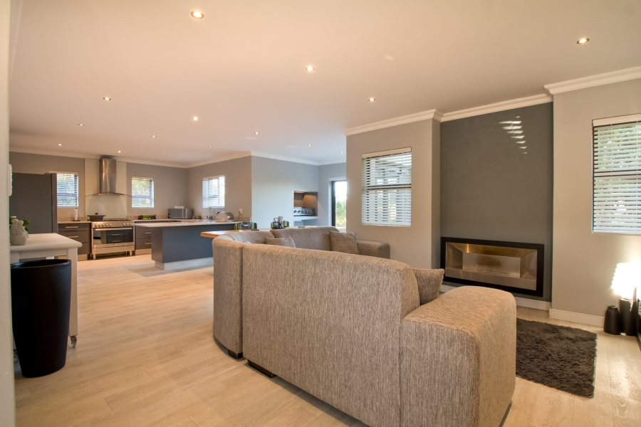 4 Bedroom Property for Sale in Hartenbos Landgoed Western Cape